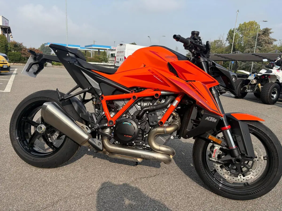 KTM 1390 Super Duke R (2024 - 26) (3)