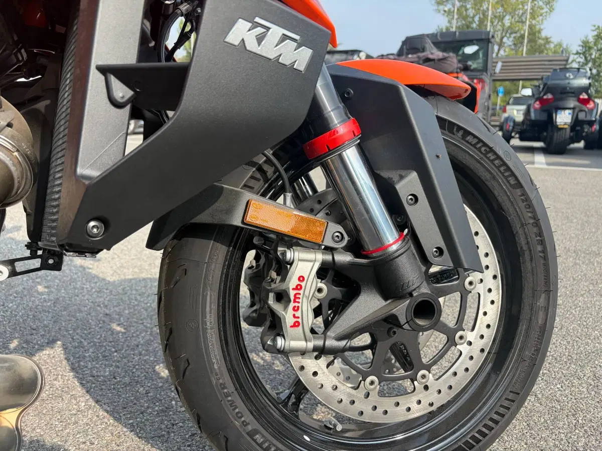 KTM 1390 Super Duke R (2024 - 26) (5)