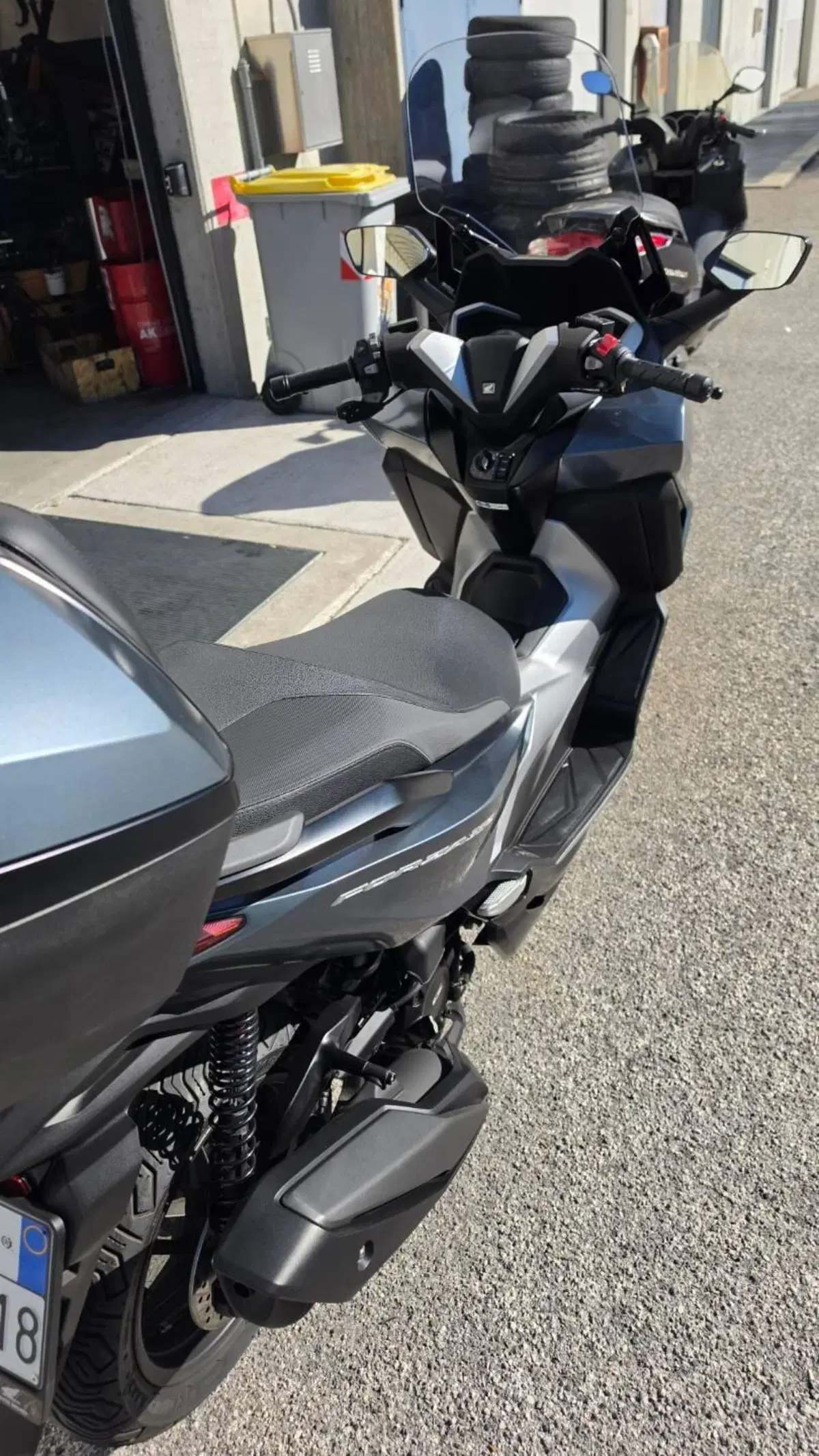Honda Forza 350 Deluxe (2022 - 24) (6)