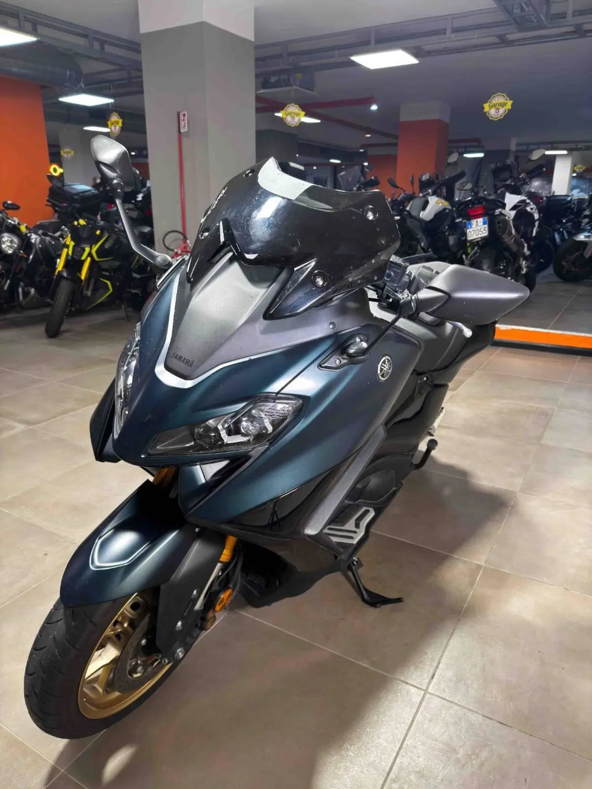 Yamaha T-Max 560 Tech Max (2022 - 24) (3)