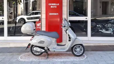 Vespa GTS 310 (2025 - 26) usata