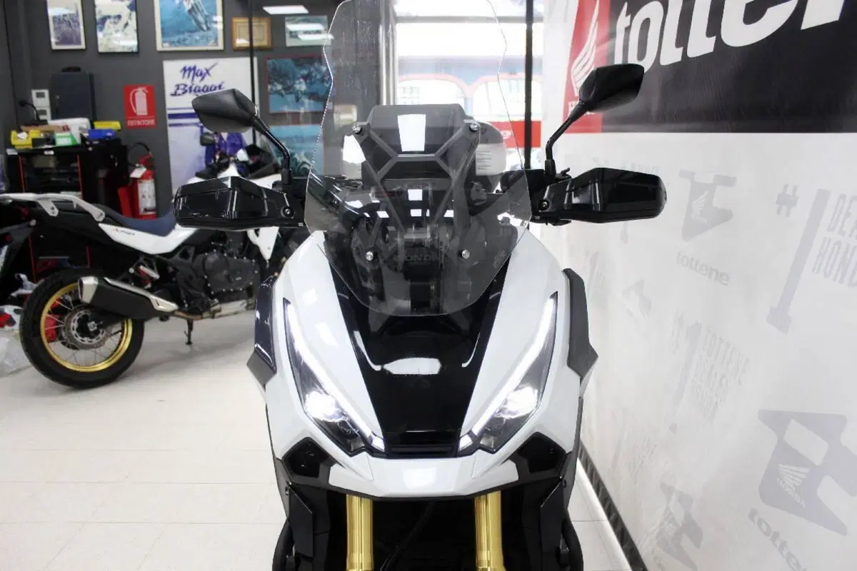 Honda X-ADV 750 (2025 - 27) (4)