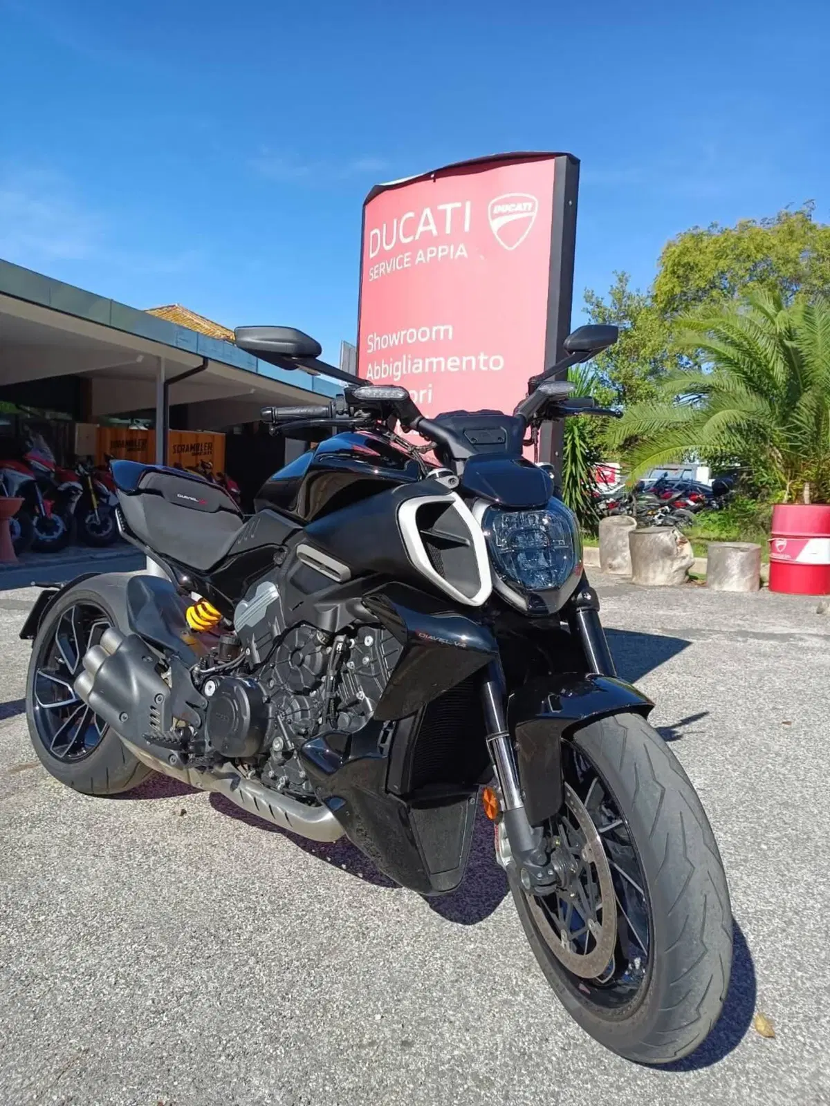 Ducati Diavel V4 (2023 - 26) (2)