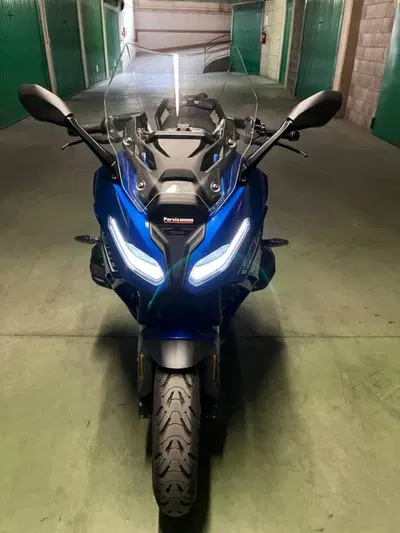 Bmw R 1300 RS (2026) usata