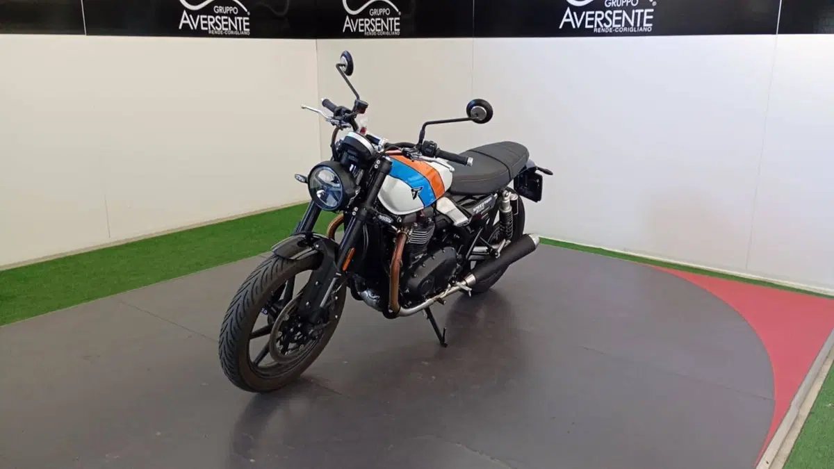 Triumph Speed Twin 900 (2025 - 26) (6)