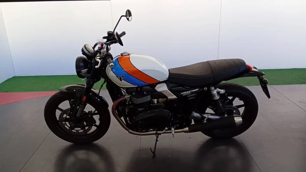Triumph Speed Twin 900 (2025 - 26) (4)