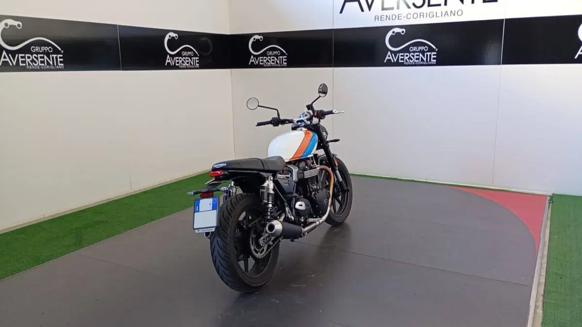 Triumph Speed Twin 900 (2025 - 26) (10)