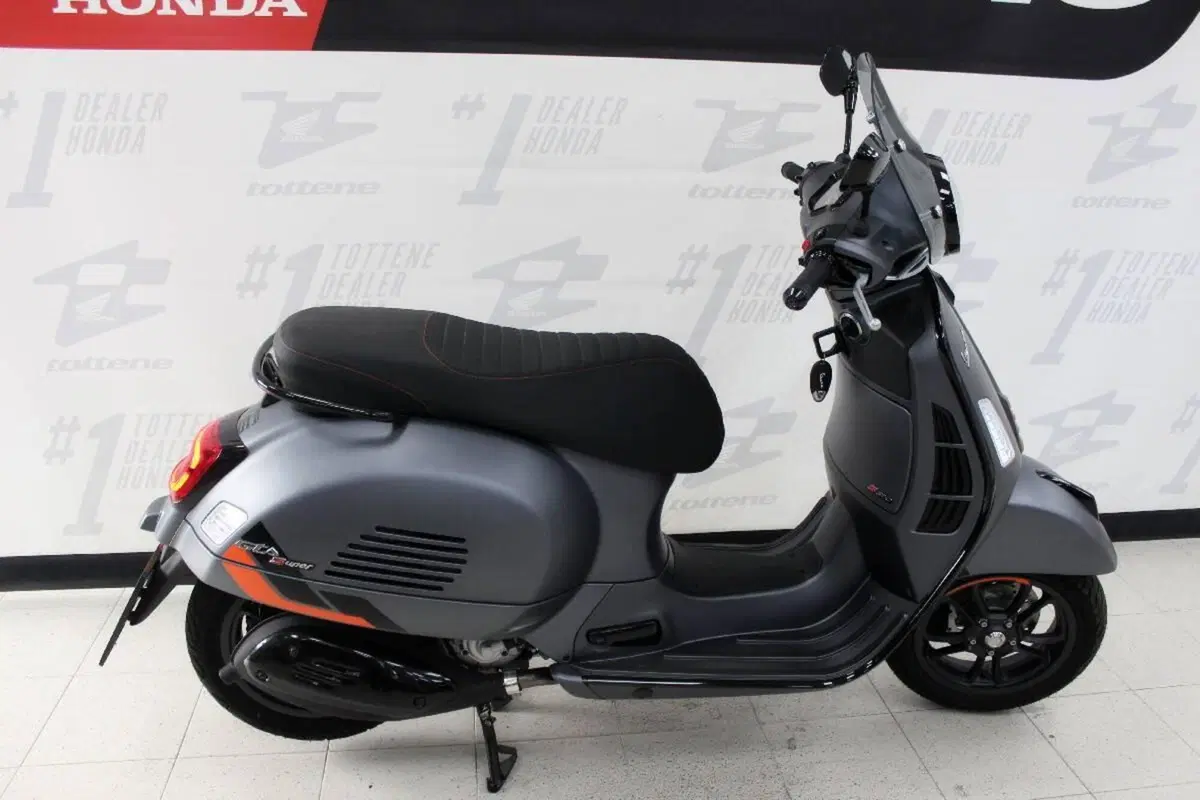 Vespa GTS 310 Supersport (2025 - 26) (2)