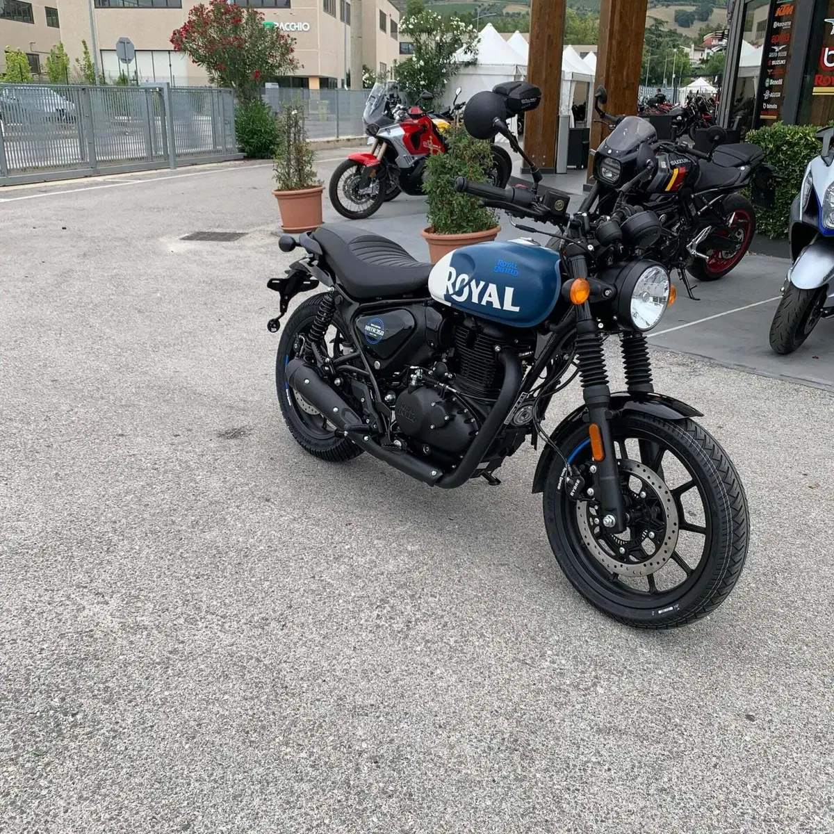 Royal Enfield HNTR 350 (2022 - 26) (3)