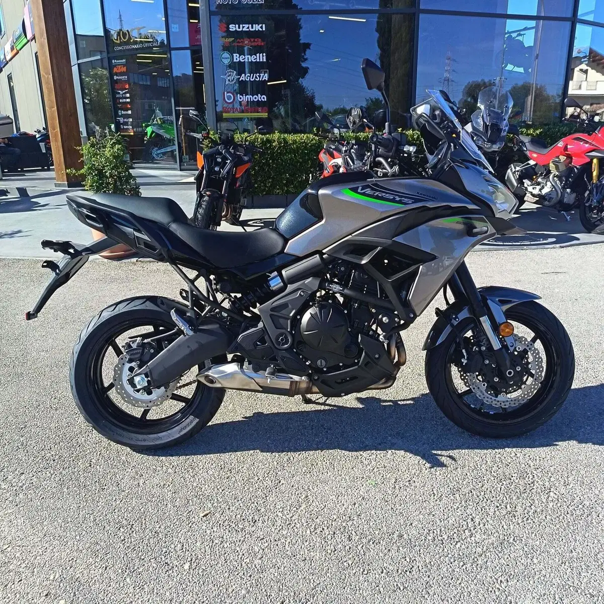 Kawasaki Versys 650 (2025 - 27) (3)