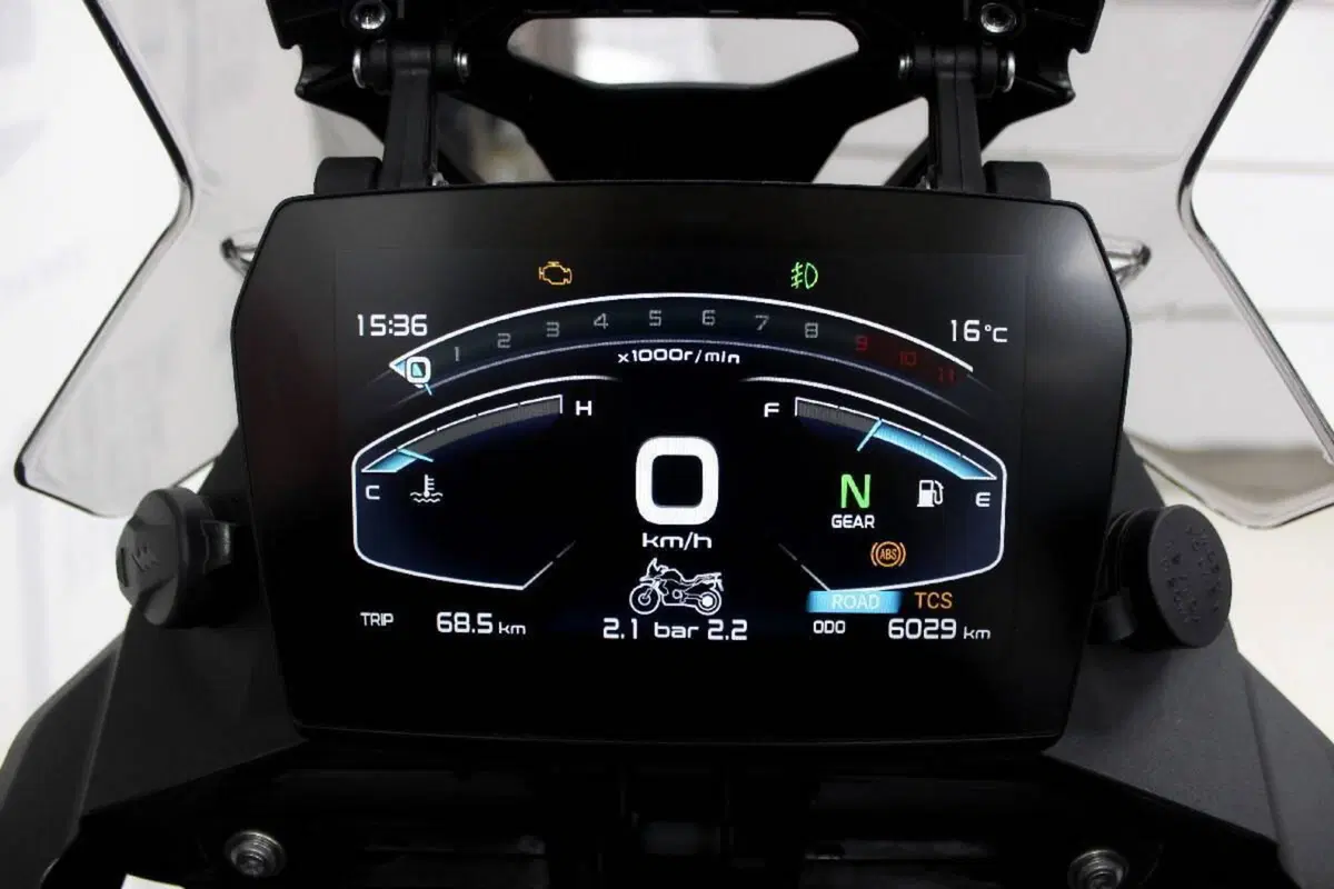 Voge Valico 900DSX (2024 - 26) (6)