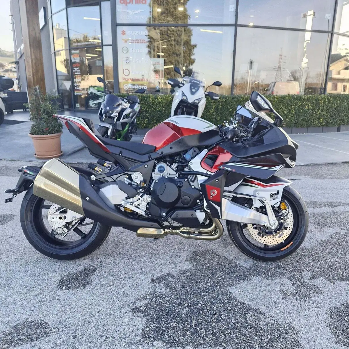 Bimota Tesi H2 (2020 - 26) (2)