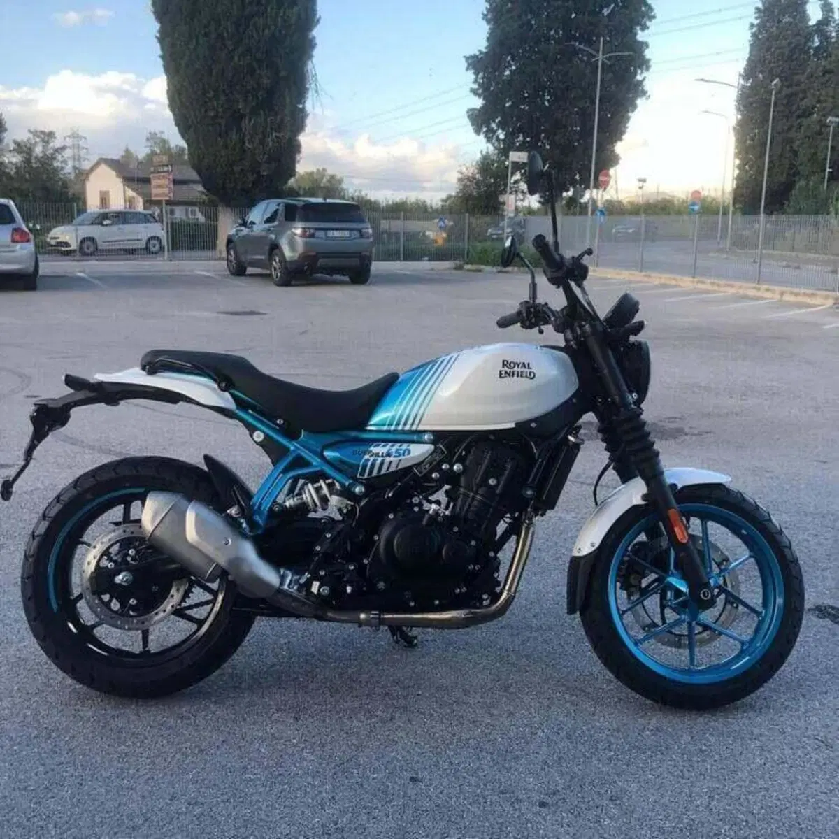 Royal Enfield Guerrilla 450 (2024 - 26) (5)