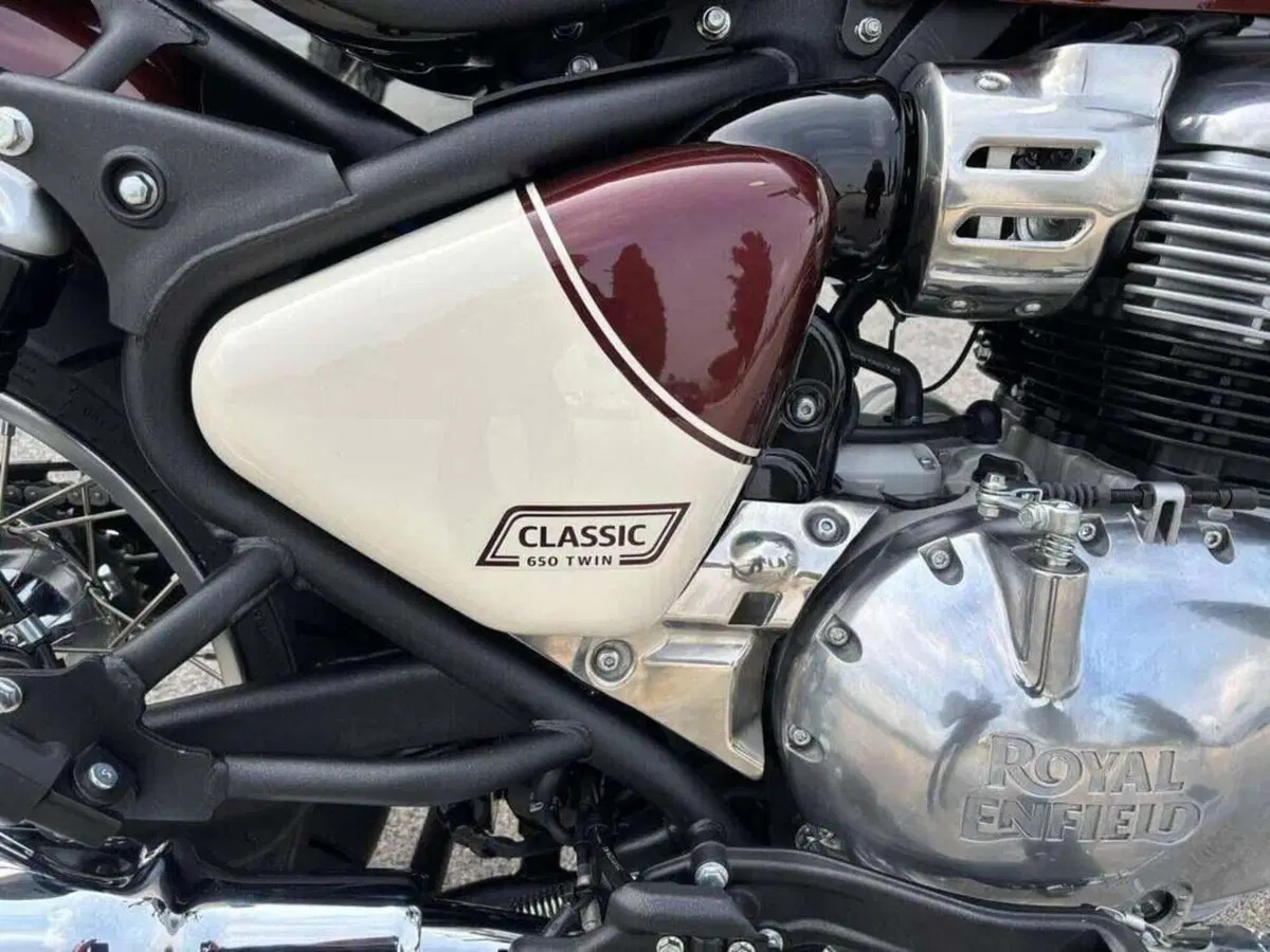 Royal Enfield Classic 650 (2025 - 26) (7)