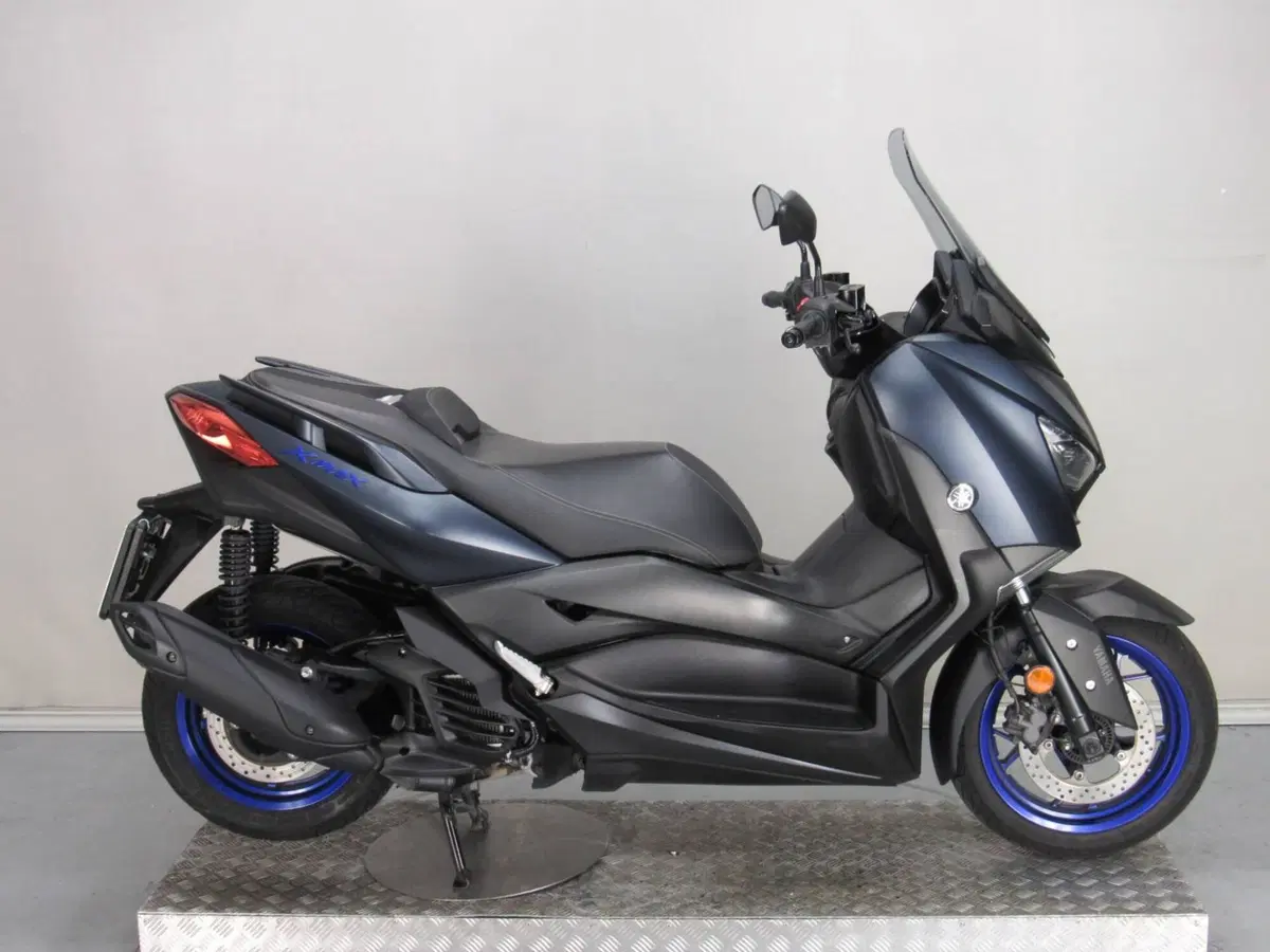 Yamaha X-Max 125 (2021 - 24) (2)