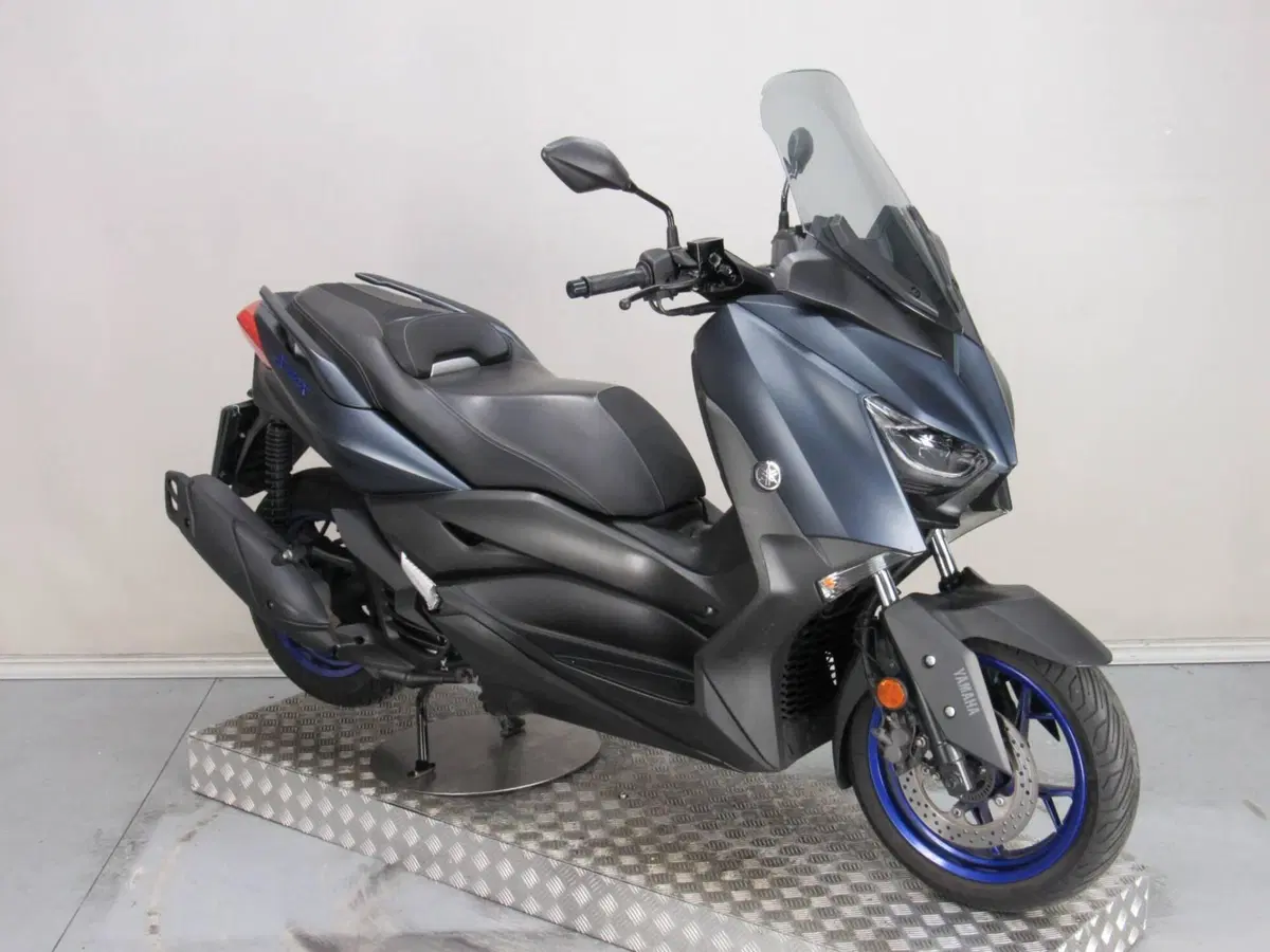Yamaha X-Max 125 (2021 - 24) (3)