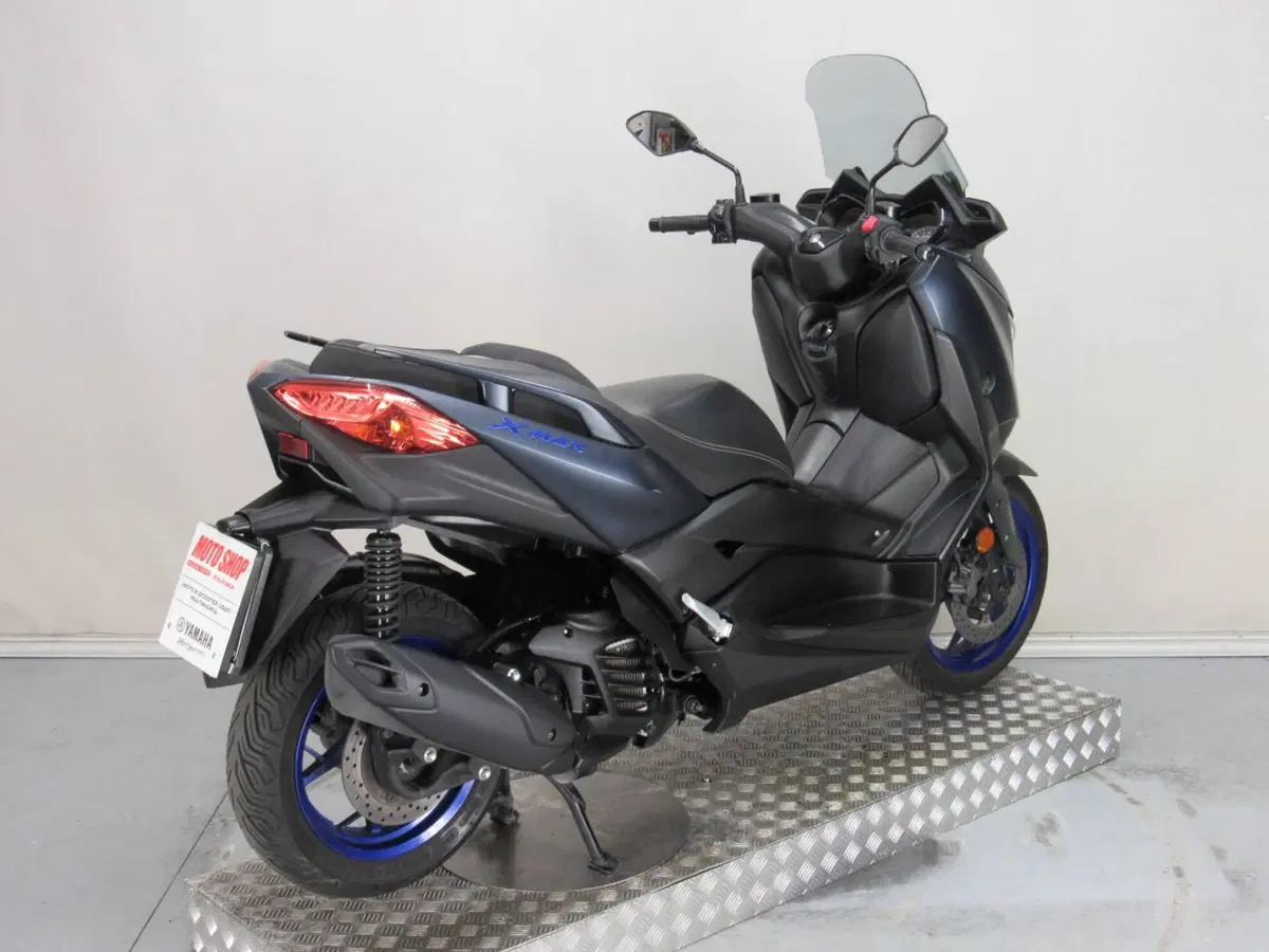 Yamaha X-Max 125 (2021 - 24) (7)