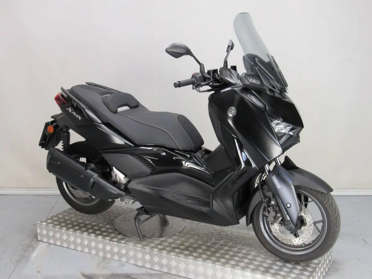 Yamaha X-Max 300 Tech Max (2021 - 24)