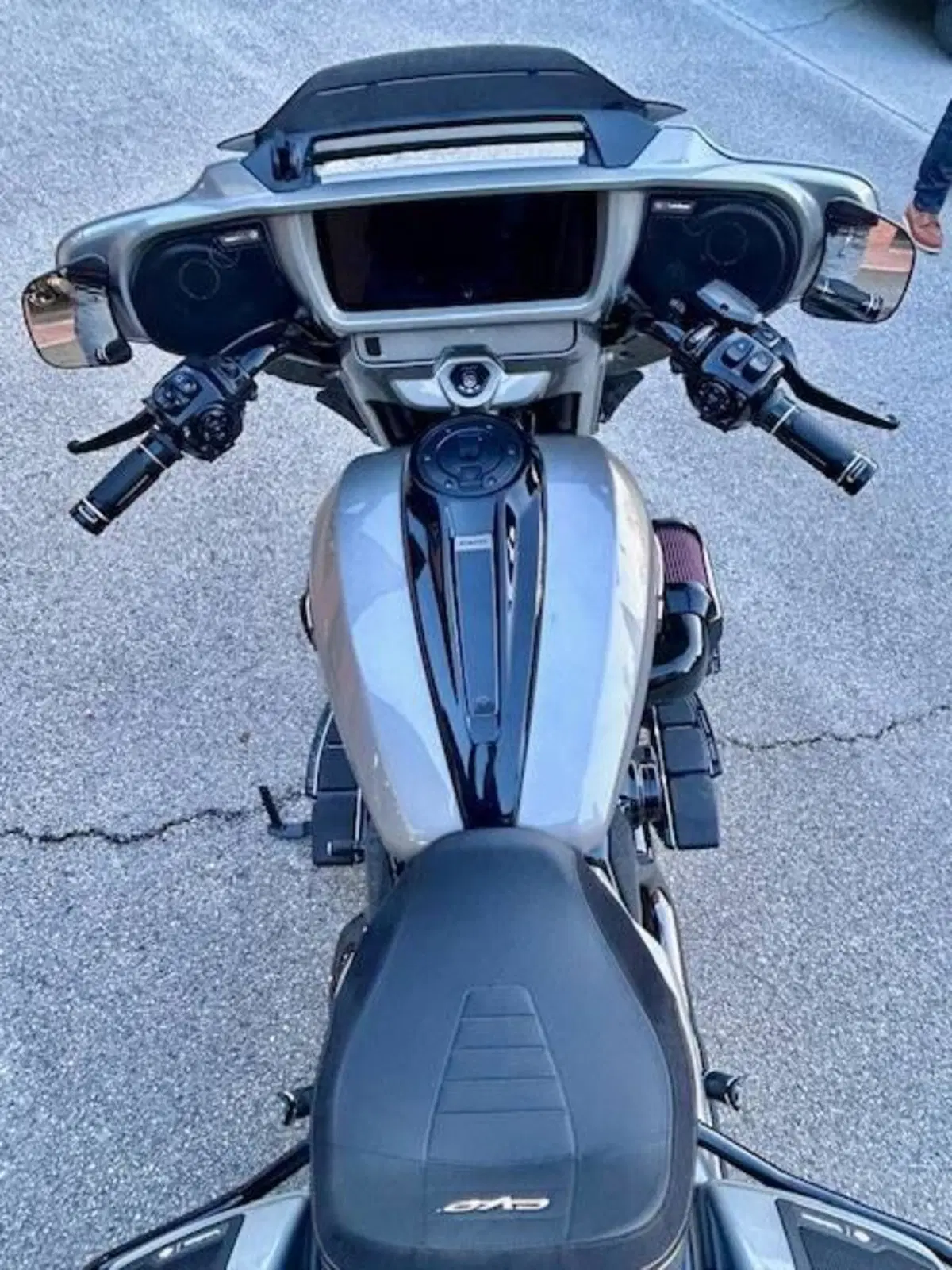 Harley-Davidson CVO Street Glide (2023) (8)