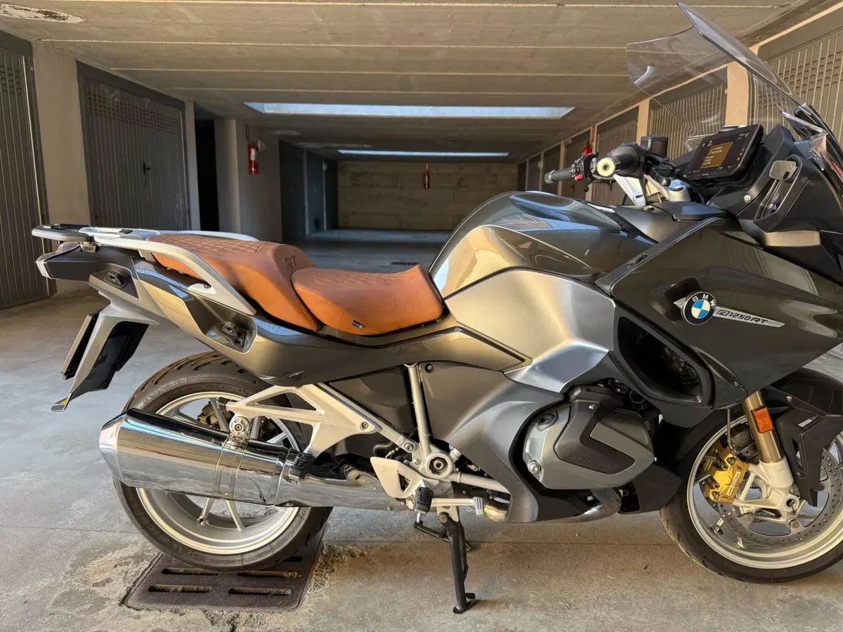 Bmw R 1250 RT (2021 - 25) (2)