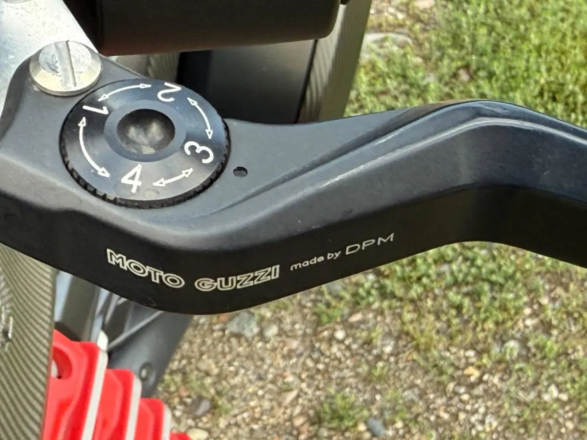Moto Guzzi MGX 21 1400 (2016 - 20) (14)