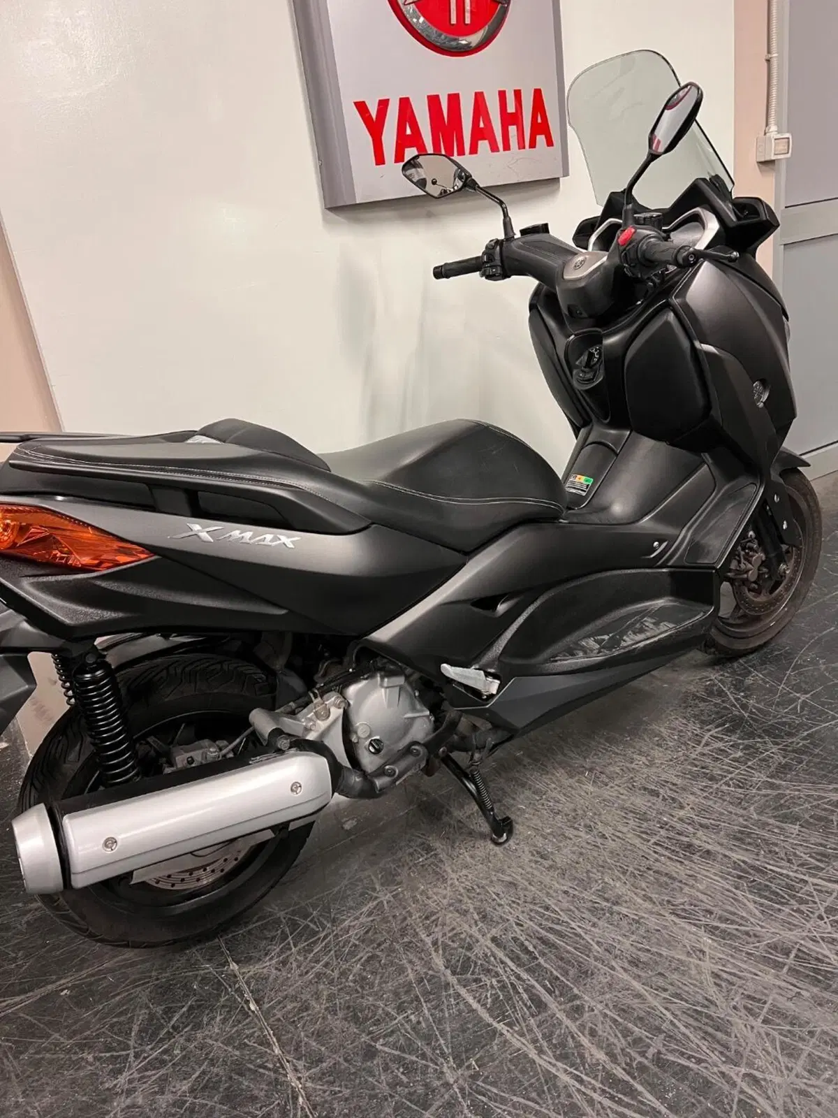 Yamaha X-Max 125 ABS (2018 - 20) (4)