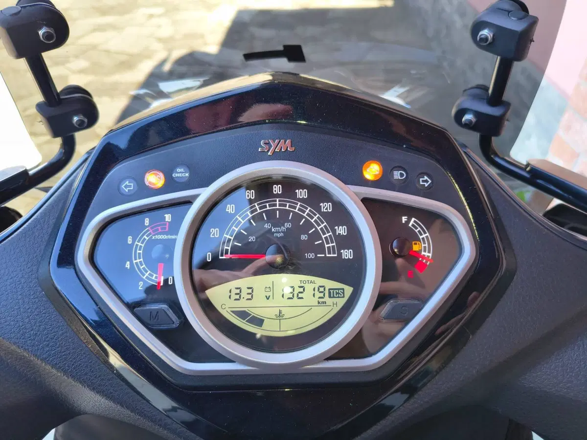 Sym HD 300 (2021 - 25) (8)