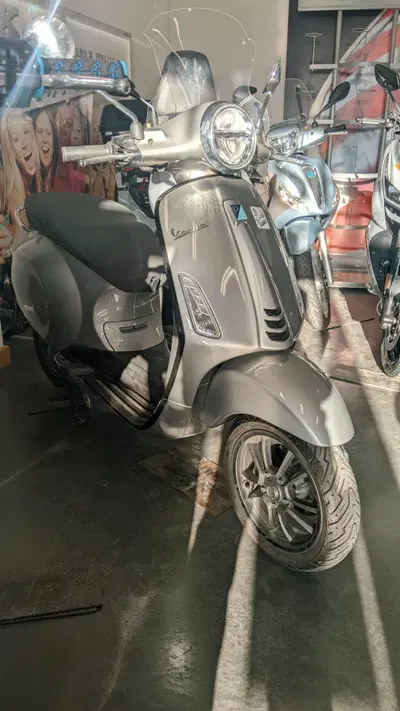 Vespa Vespa Elettrica 70 (2020 - 24) usata