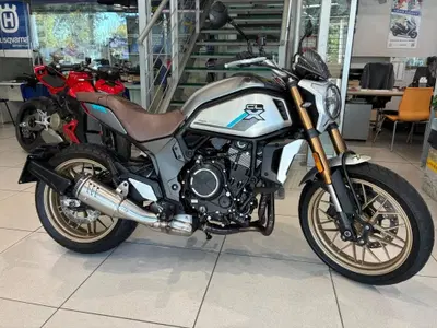 CFMOTO 700CL-X Sport (2022 - 26) usata