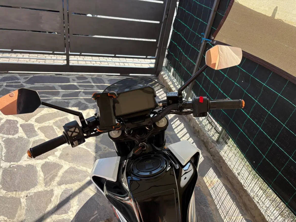KTM 125 Duke (2024 - 25) (3)