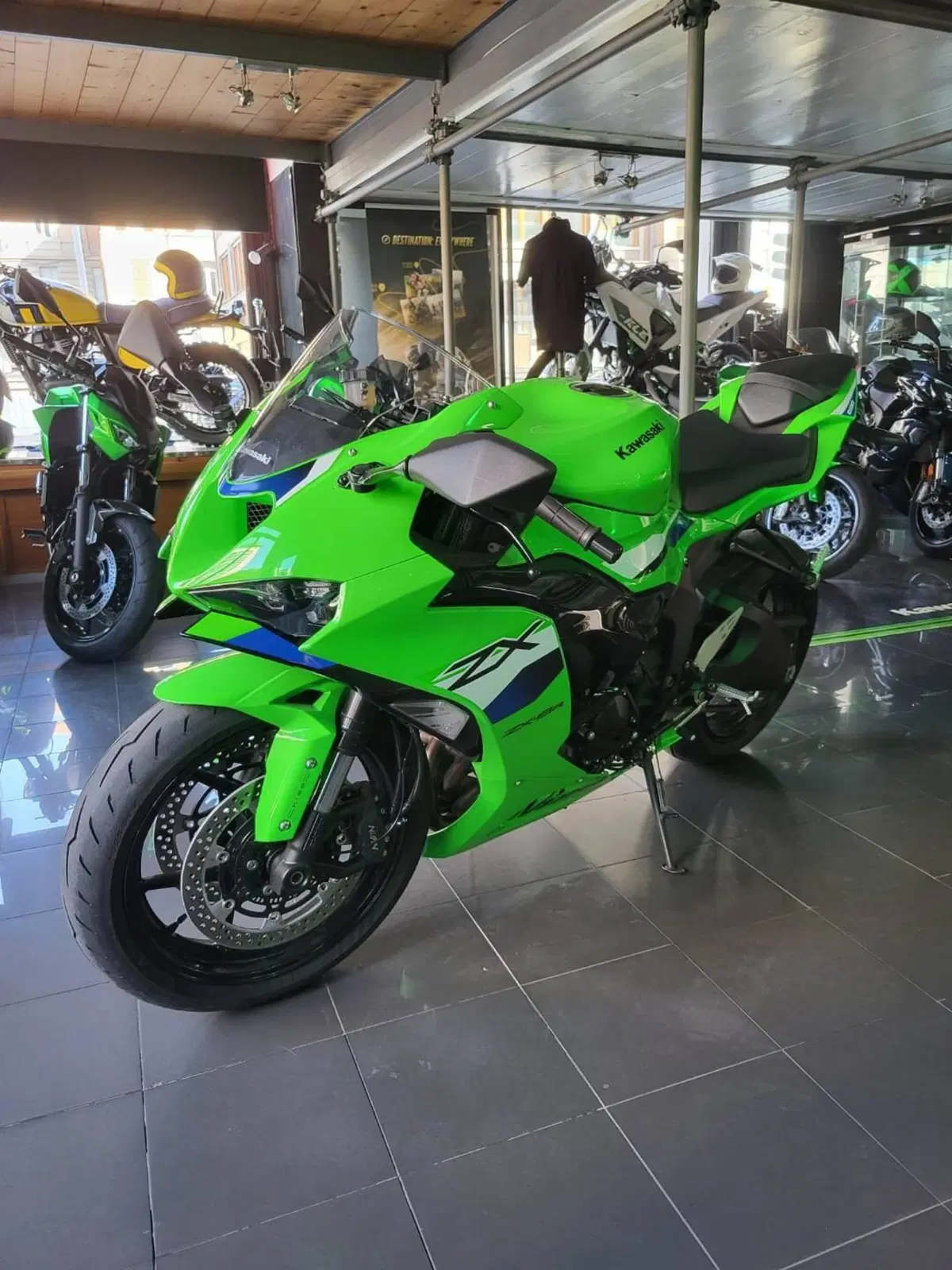 Kawasaki Ninja 636 ZX-6R (2024 - 27)