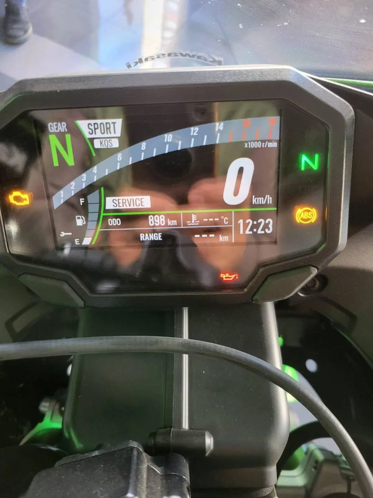 Kawasaki Ninja 636 ZX-6R (2024 - 27) (4)