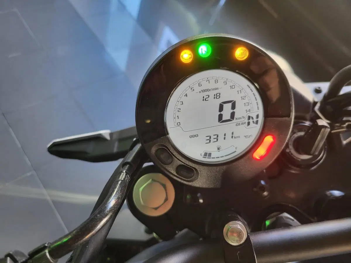 Kawasaki Eliminator 500 (2024 - 27) (4)