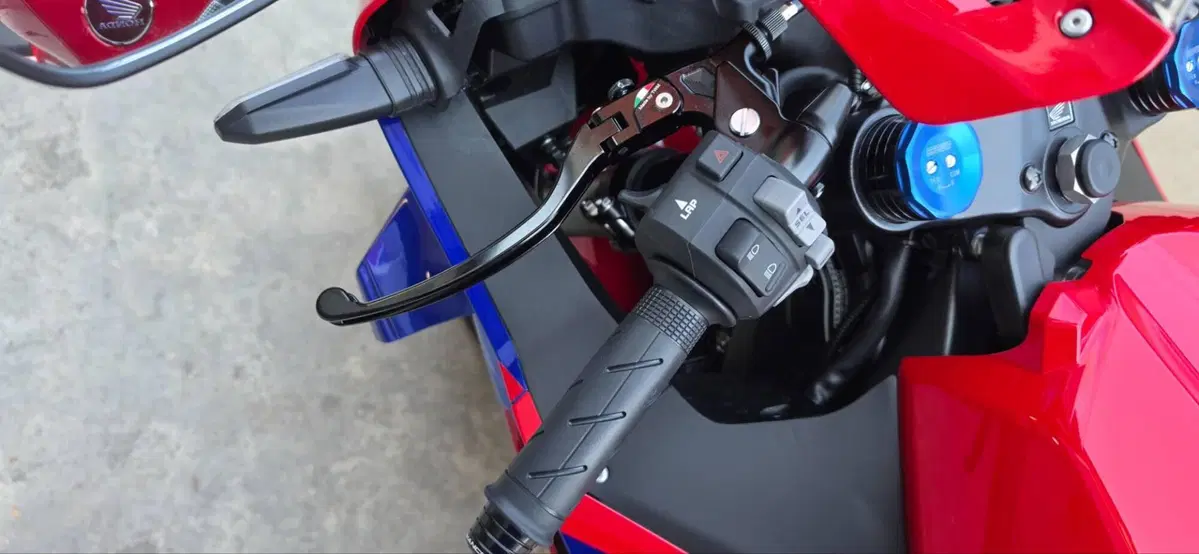Honda CBR 600 RR (2024 - 26) (6)