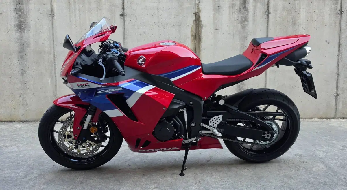 Honda CBR 600 RR (2024 - 26) (2)