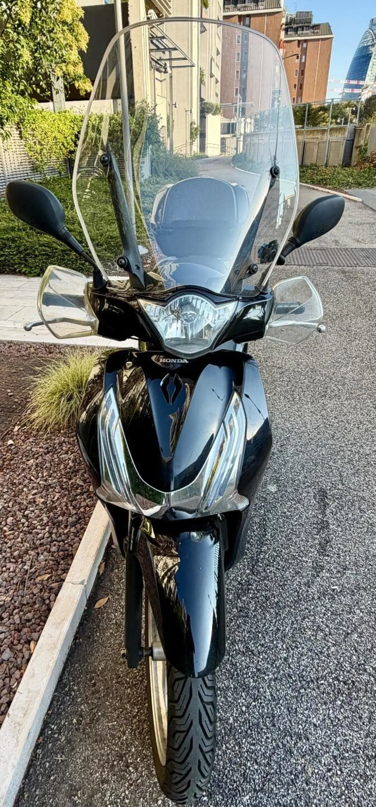 Honda SH 150i ABS (2013 - 16) (3)