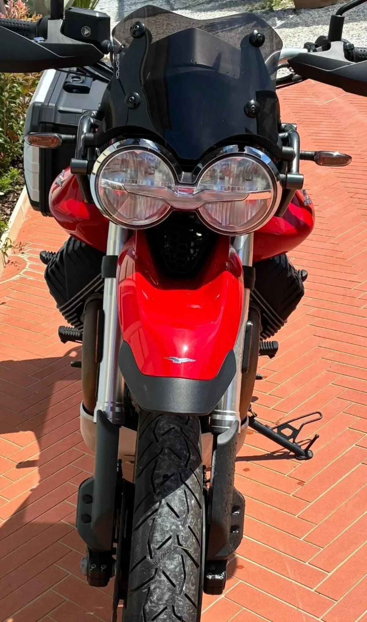 Moto Guzzi V85 TT (2019 - 20) (3)