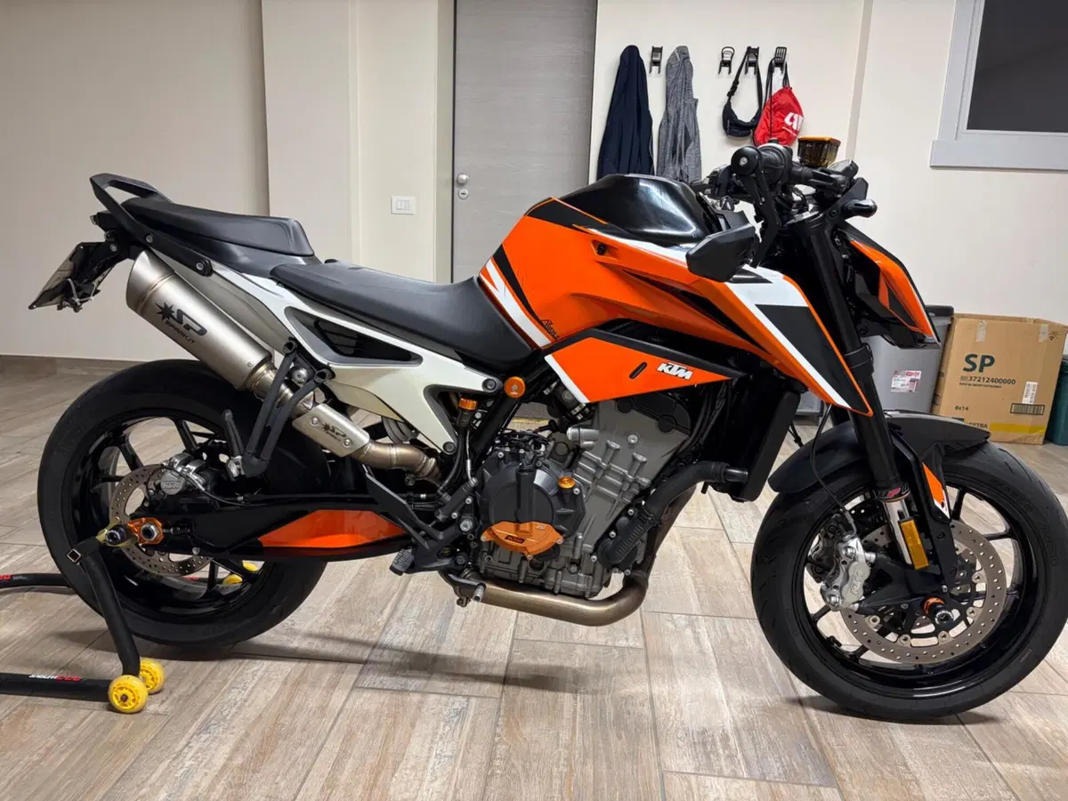 KTM 790 Duke L (2023 - 24)