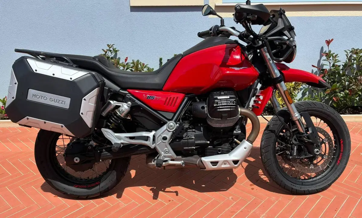 Moto Guzzi V85 TT (2019 - 20) (8)