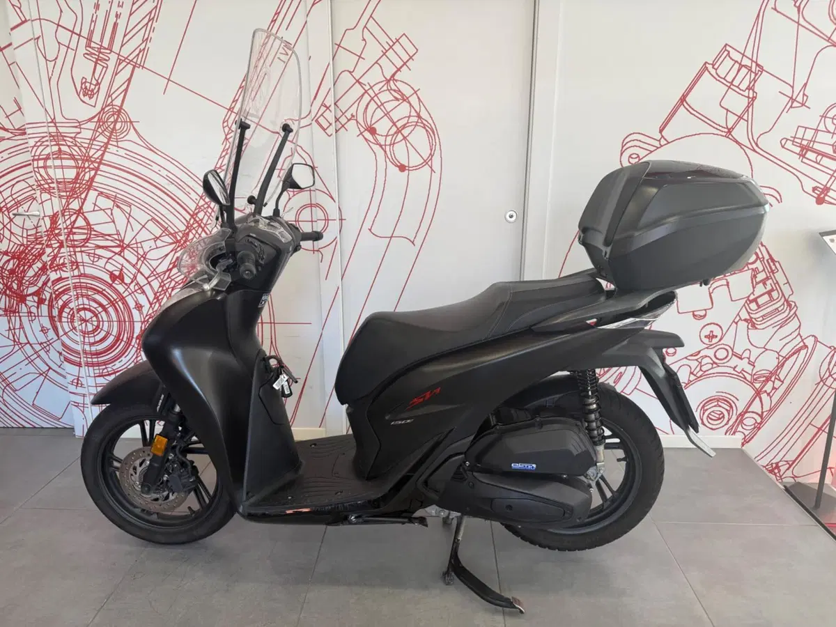 Honda SH 150i Sport (2022 - 23) (4)