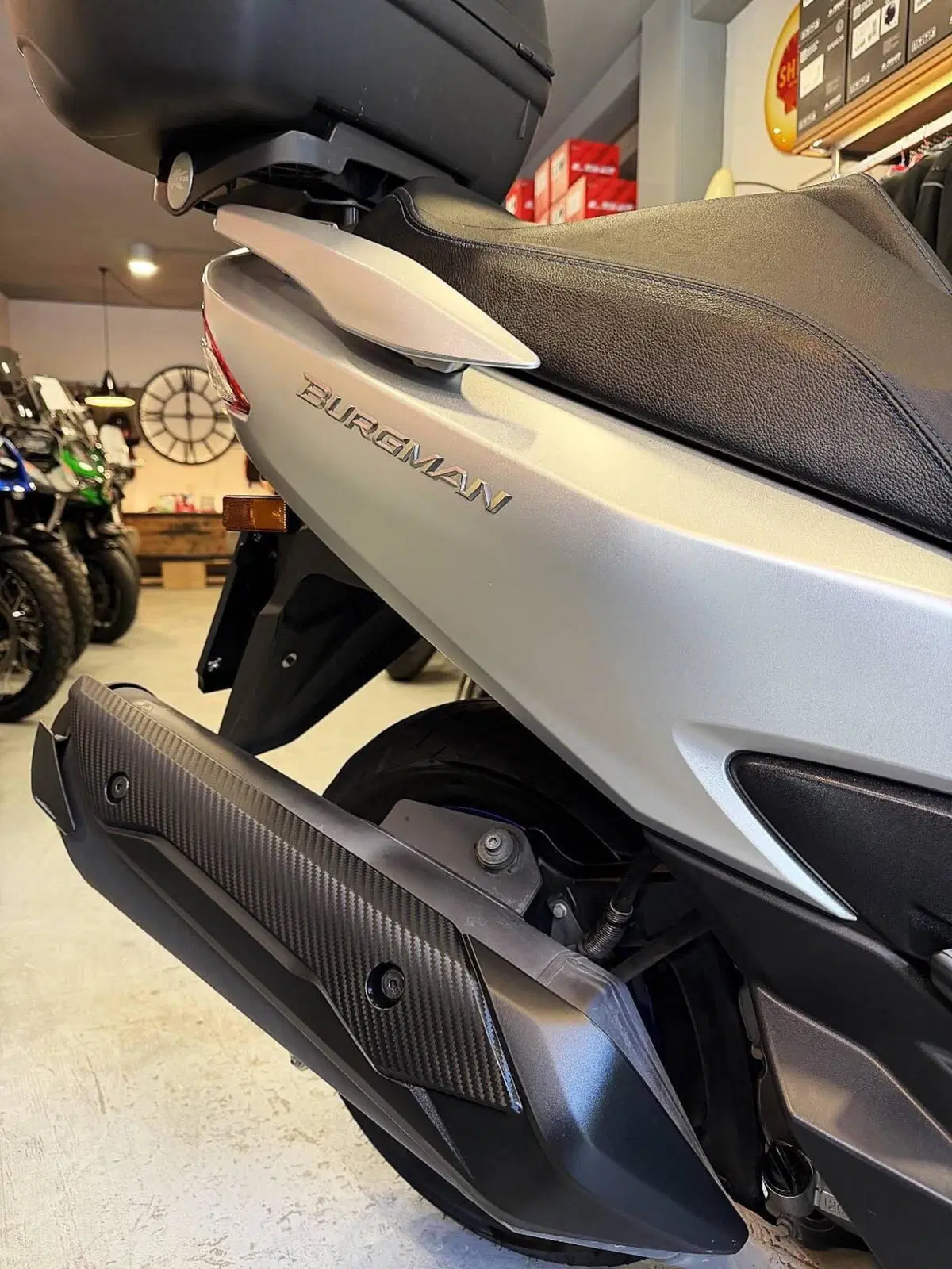 Suzuki Burgman 400 (2022 - 24) (6)