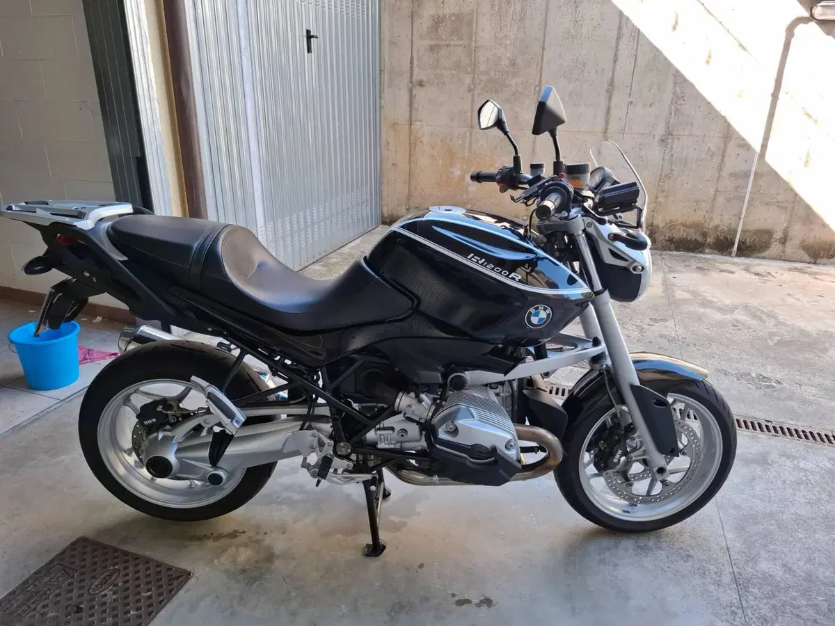 Bmw R 1200 R (2006 - 11) (6)