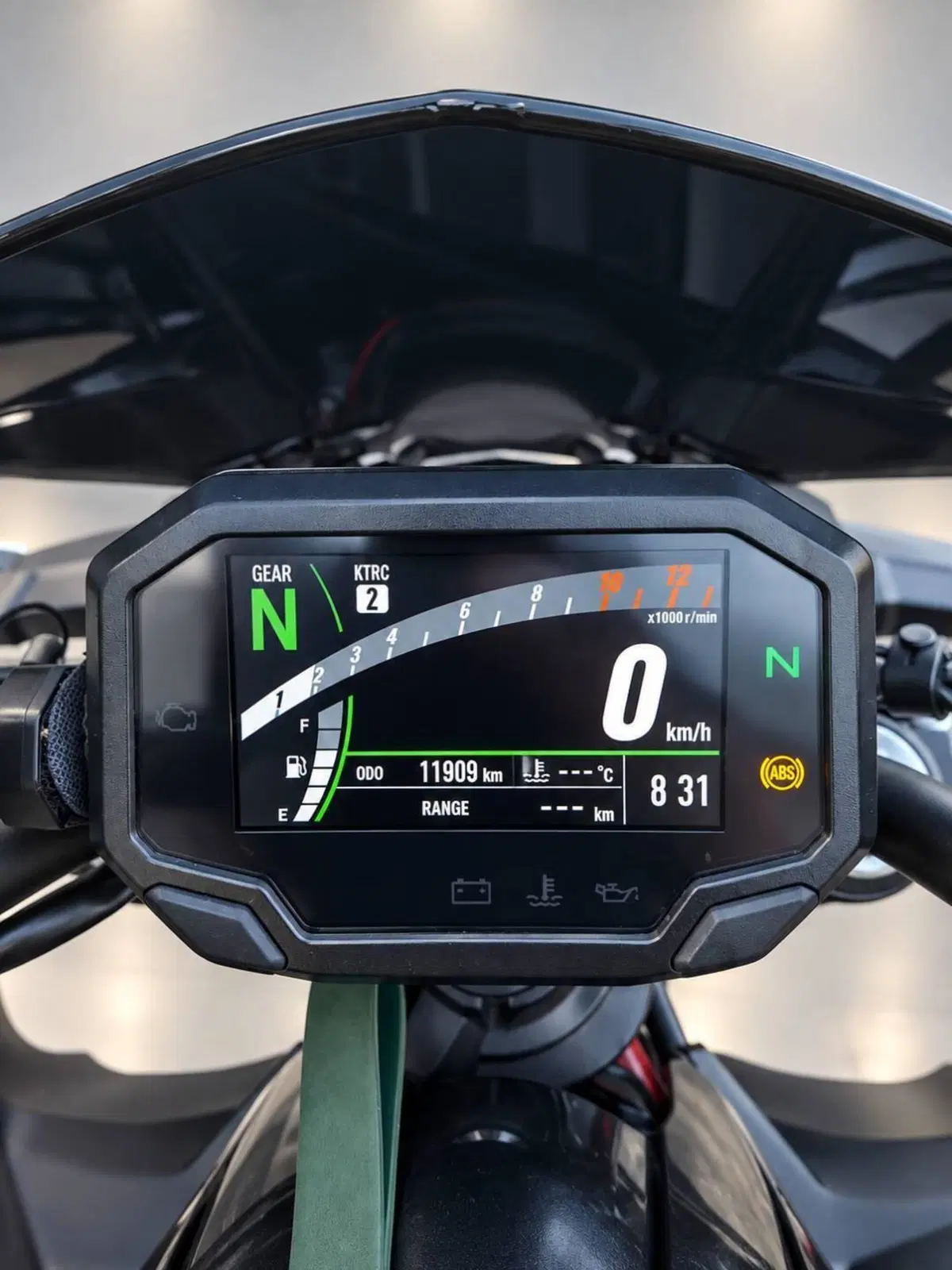 Kawasaki Z 650 (2021 - 24) (8)