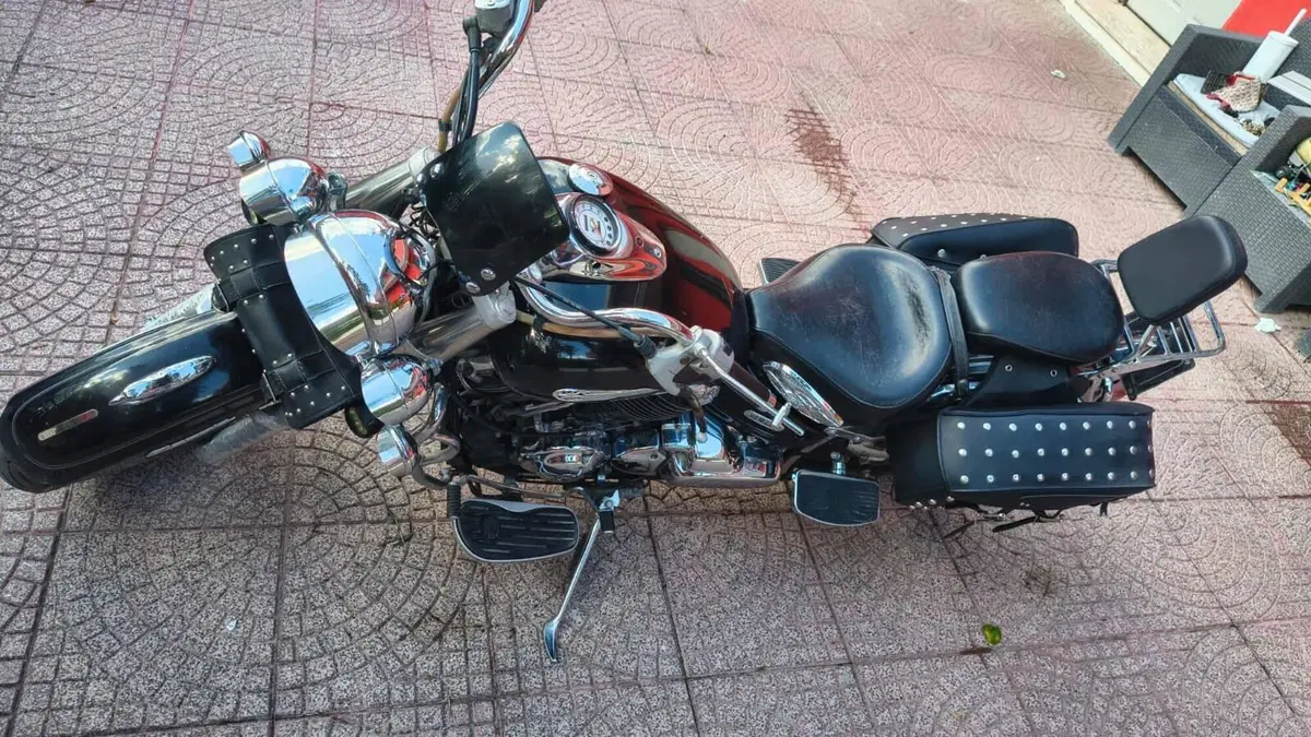 Yamaha XVS 650 Drag Star A Classic (1998 - 06) (2)
