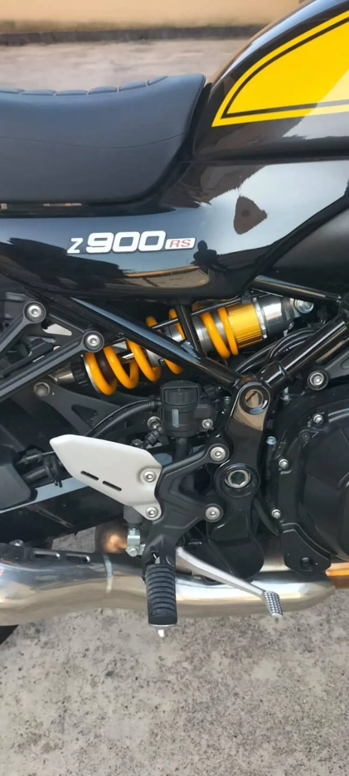 Kawasaki Z 900 RS SE (2022 - 25) (6)