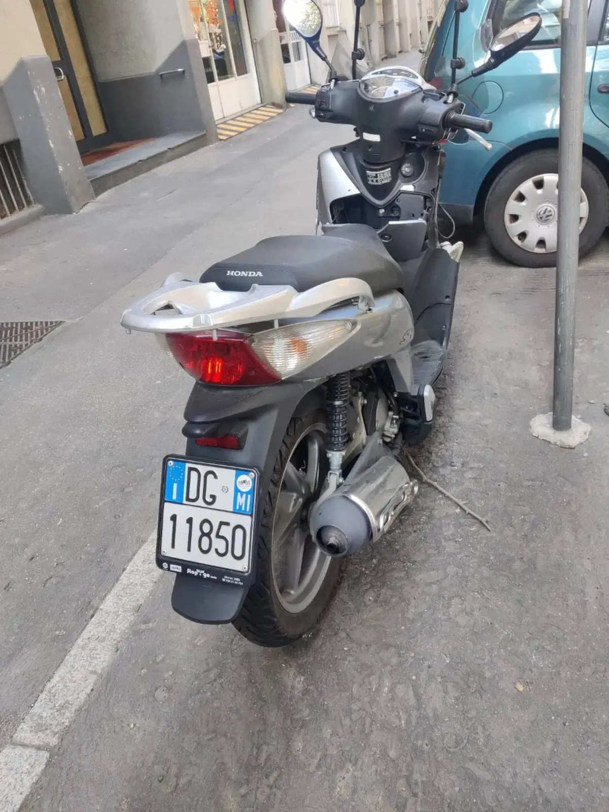 Honda SH 150i (2005 - 08) (2)