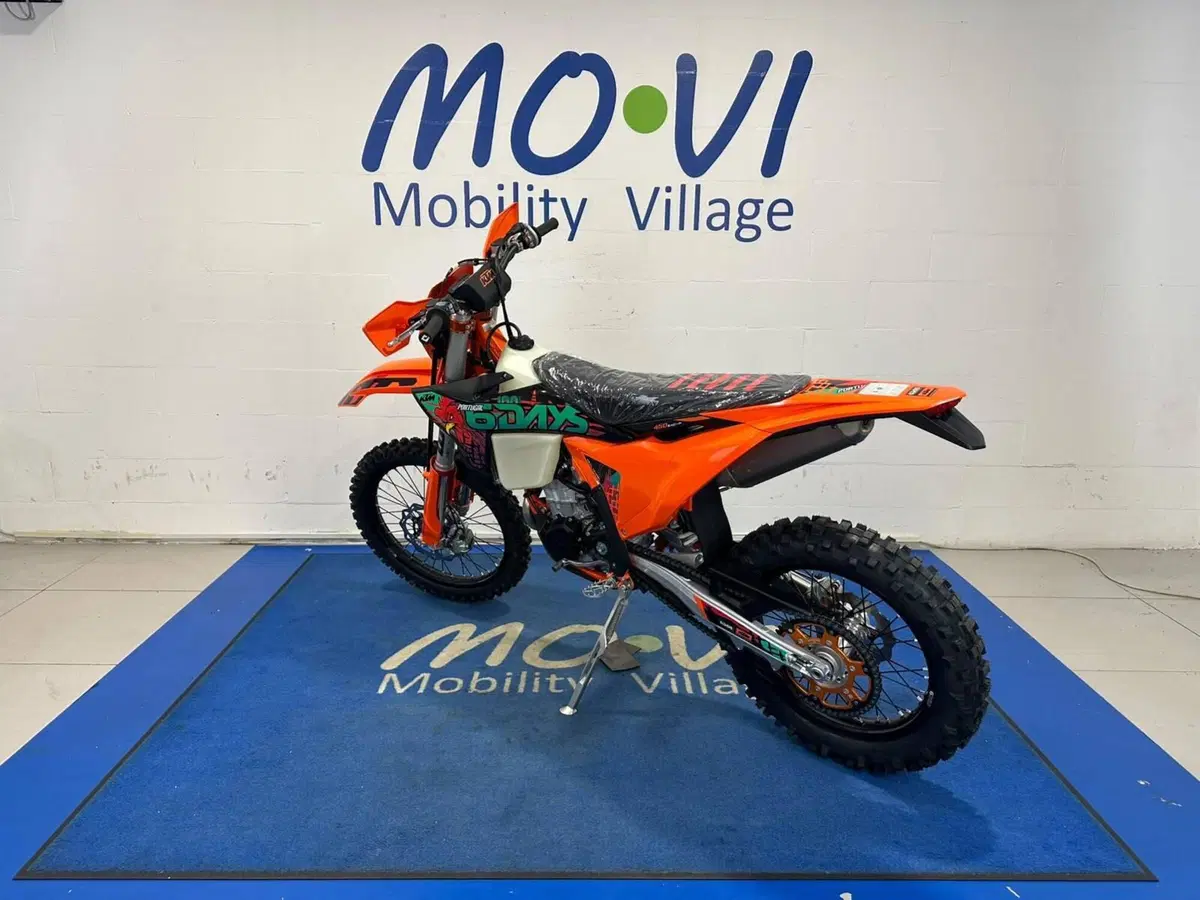 KTM 450 EXC-F 6Days (2027) (4)