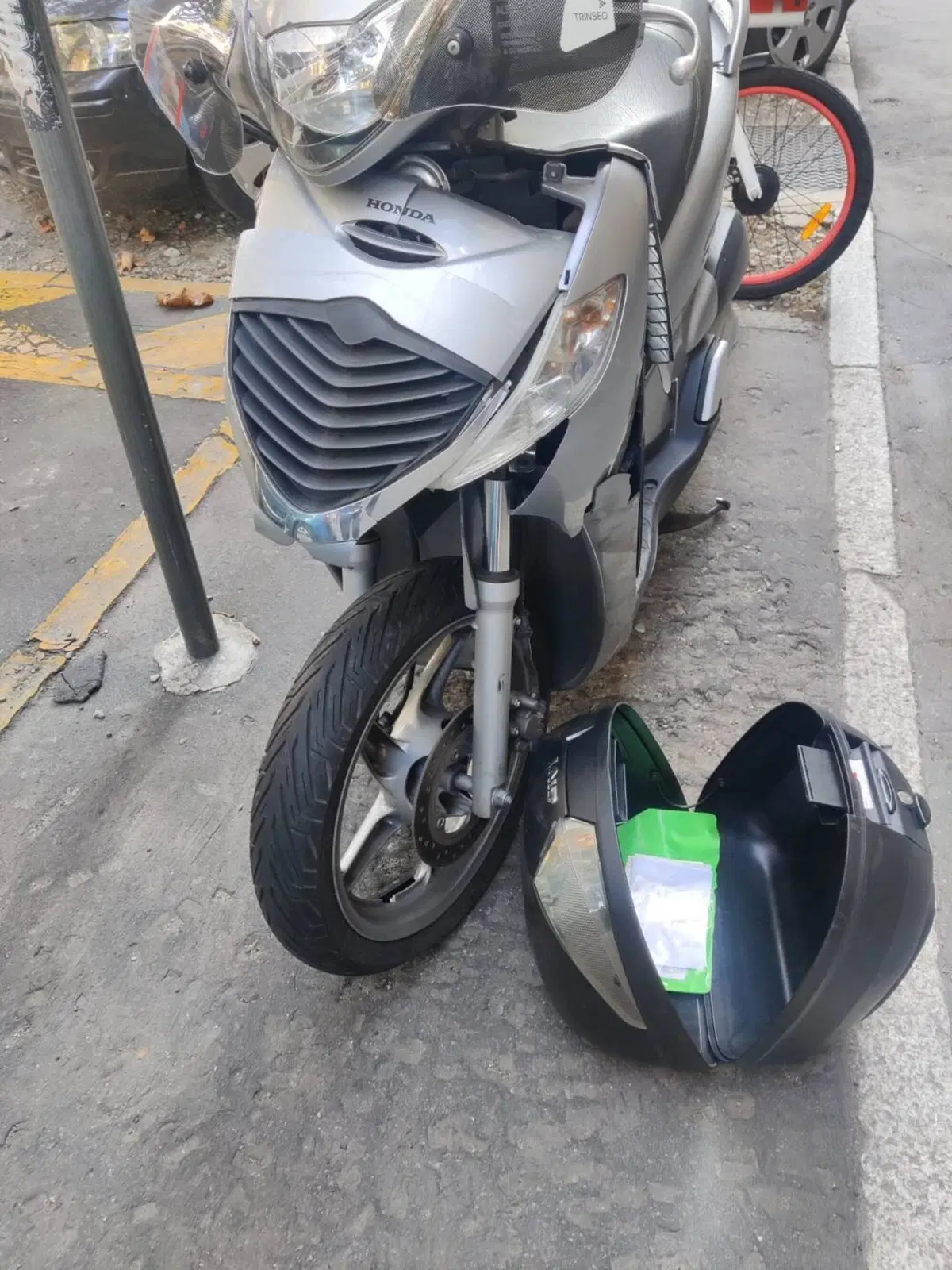 Honda SH 150i (2005 - 08) (6)