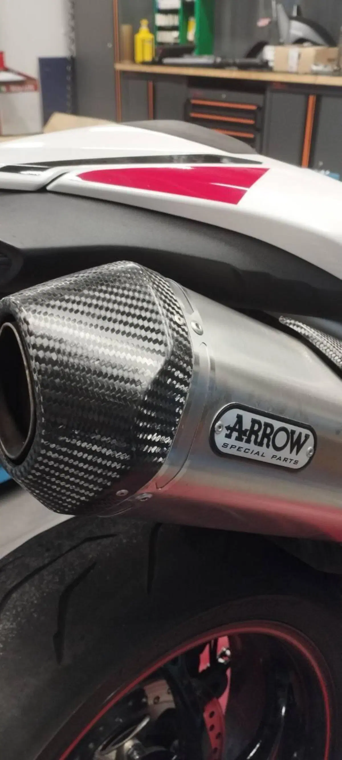 Triumph Speed Triple 1050 RS (2018 - 20) (14)