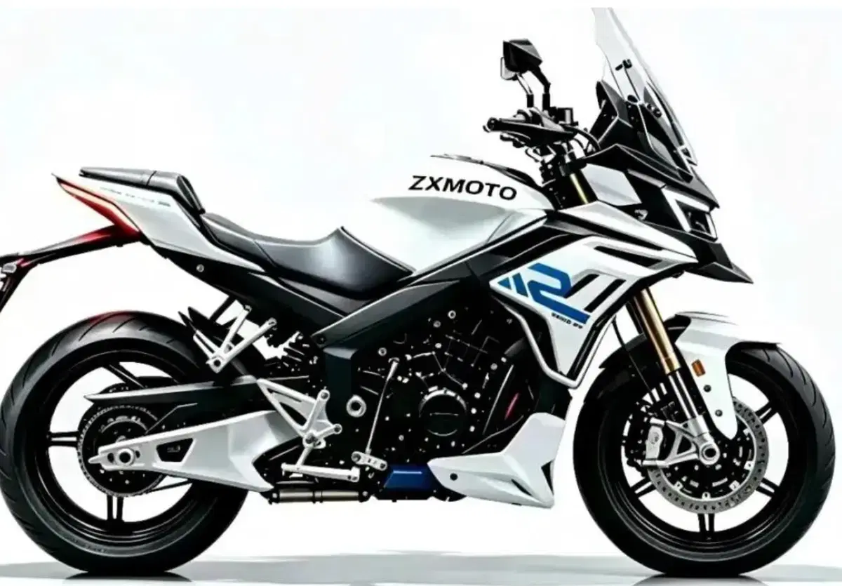 L'anti-Tracer 9 arriva dalla Cina: tre cilindri e prezzo shock per la ZXMoto 820GT (3)